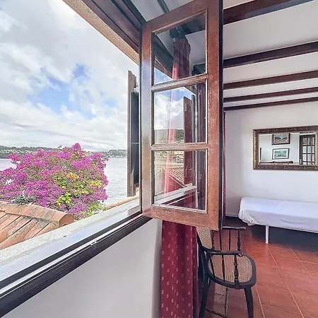 Casa Rosita * Combarro